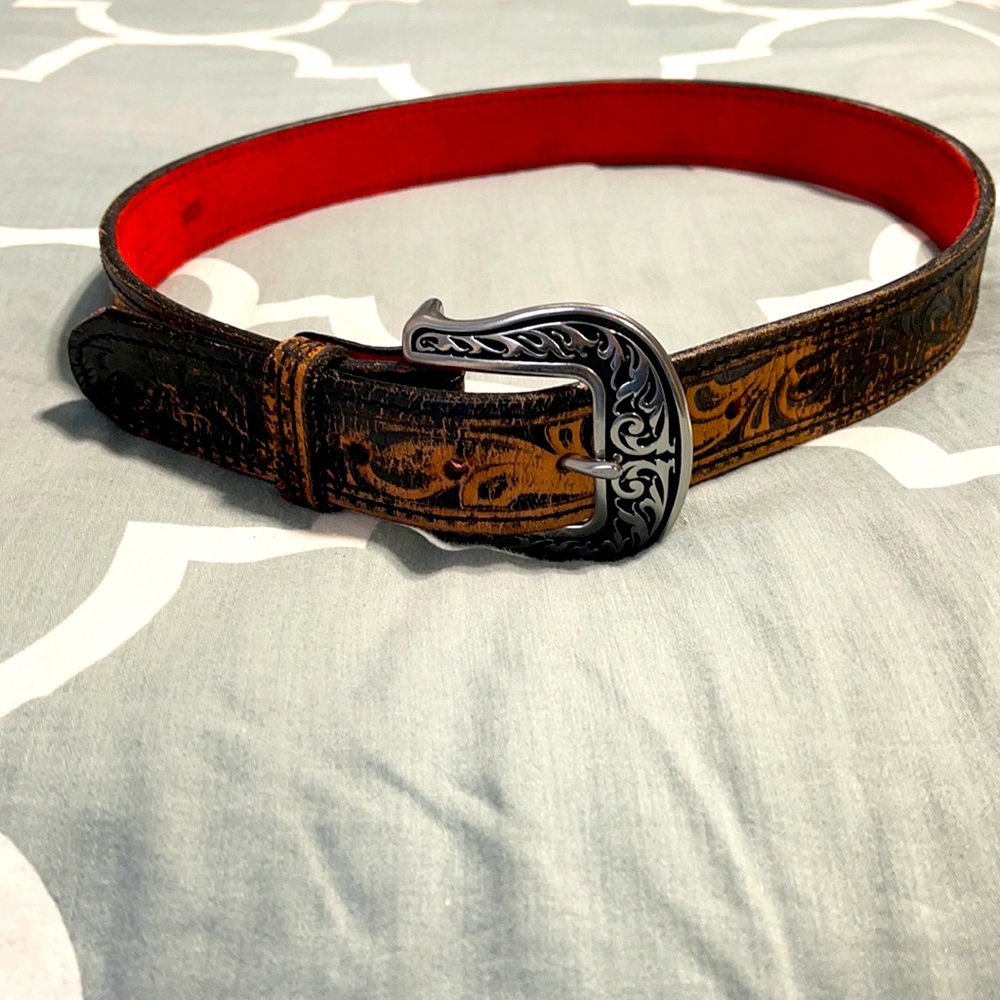 Woman’s Distressed Belt